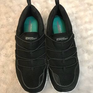 Skechers slip on